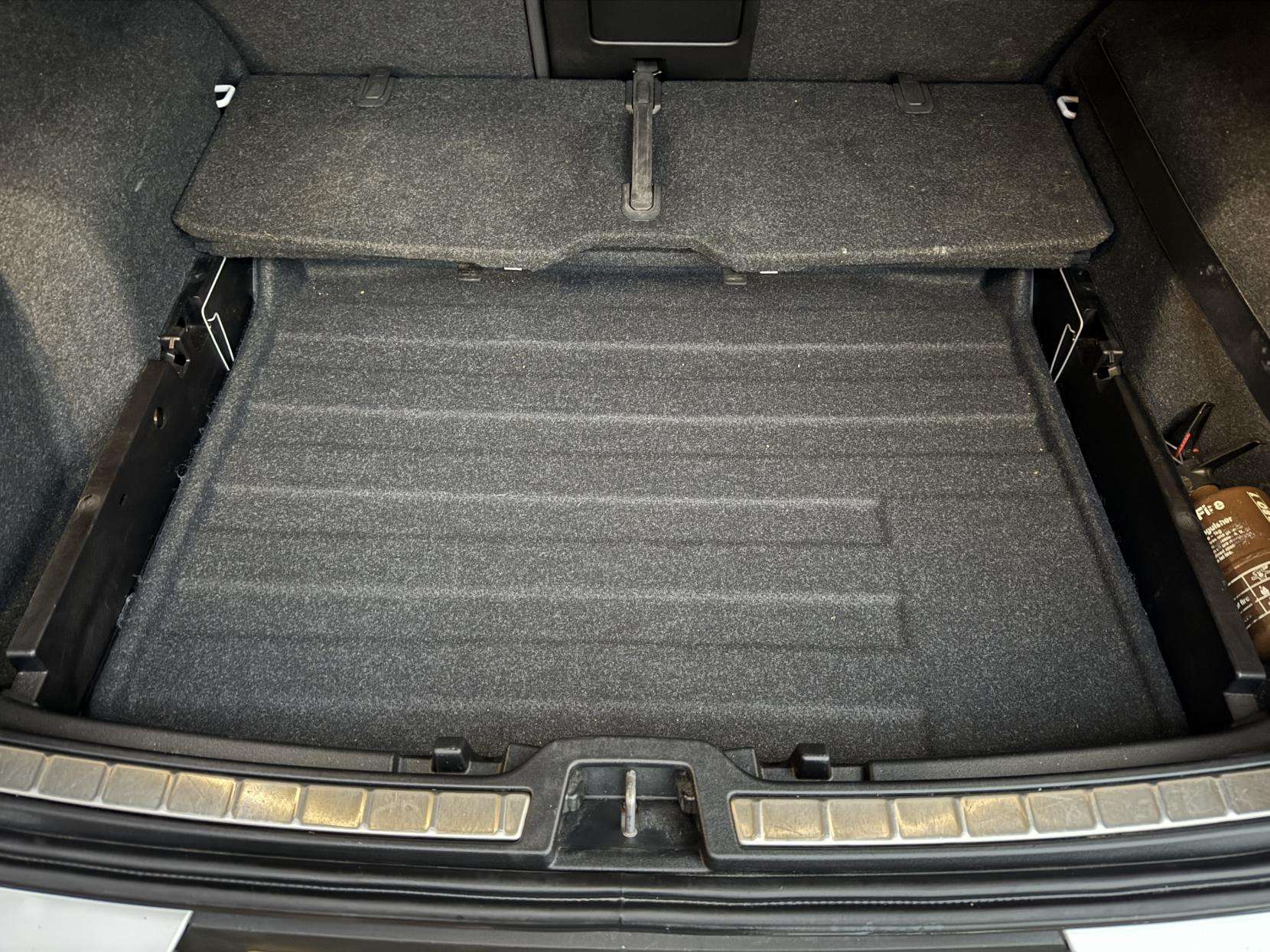 2019 VOLVO XC40 2019 VOLVO XC40