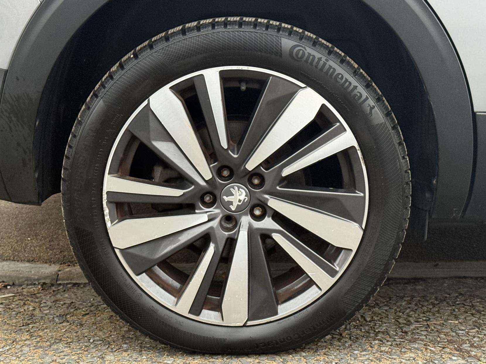 2020 PEUGEOT 5008 2020 PEUGEOT 5008