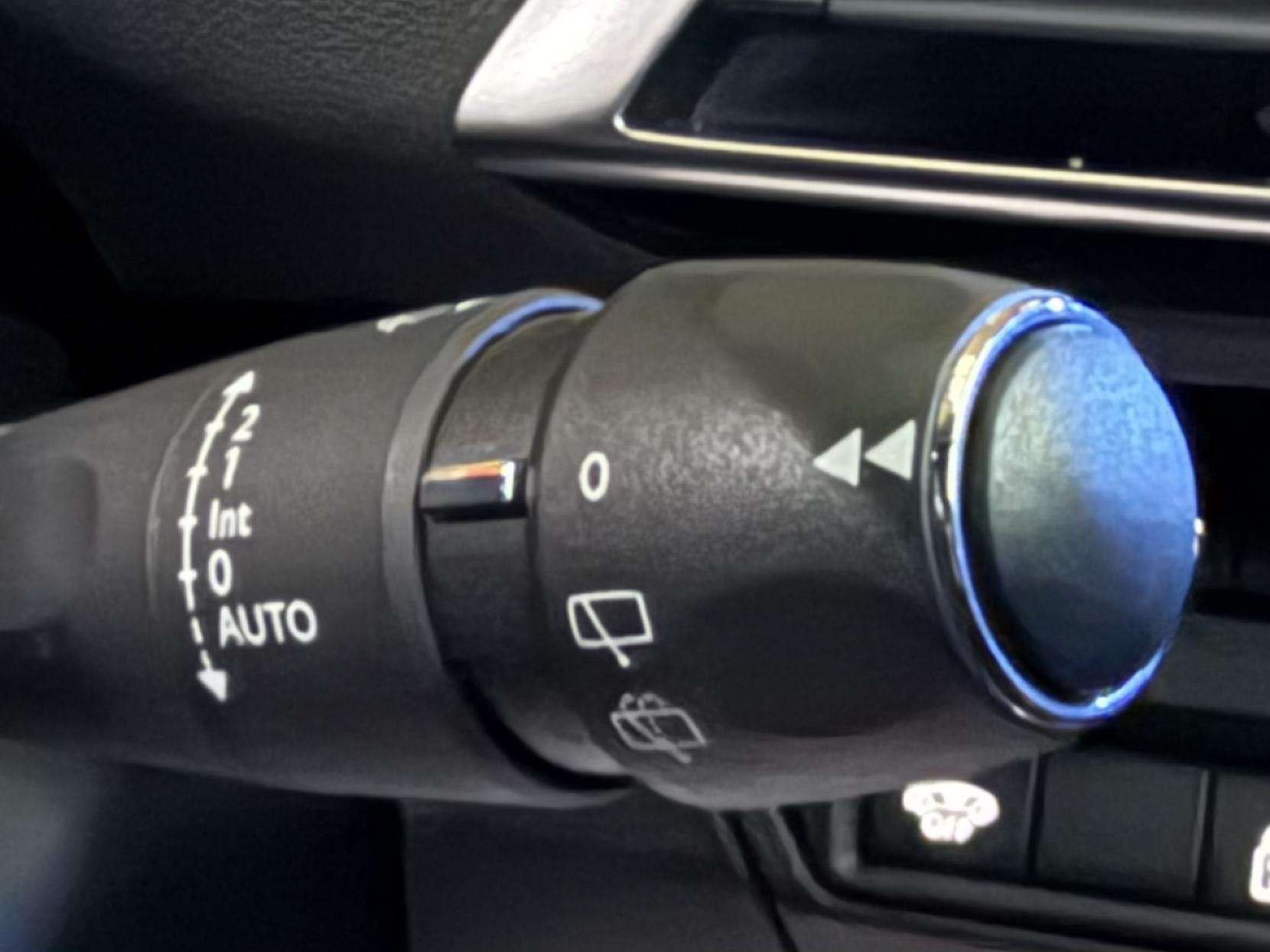 2020 PEUGEOT 5008 2020 PEUGEOT 5008