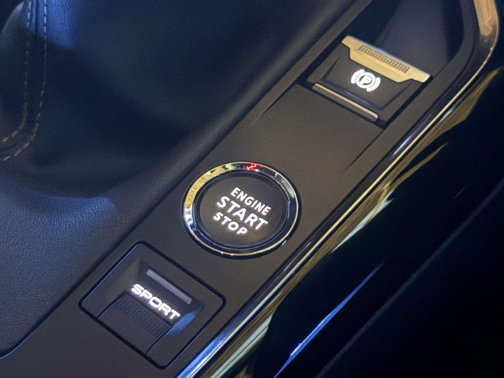 2020 PEUGEOT 5008 2020 PEUGEOT 5008