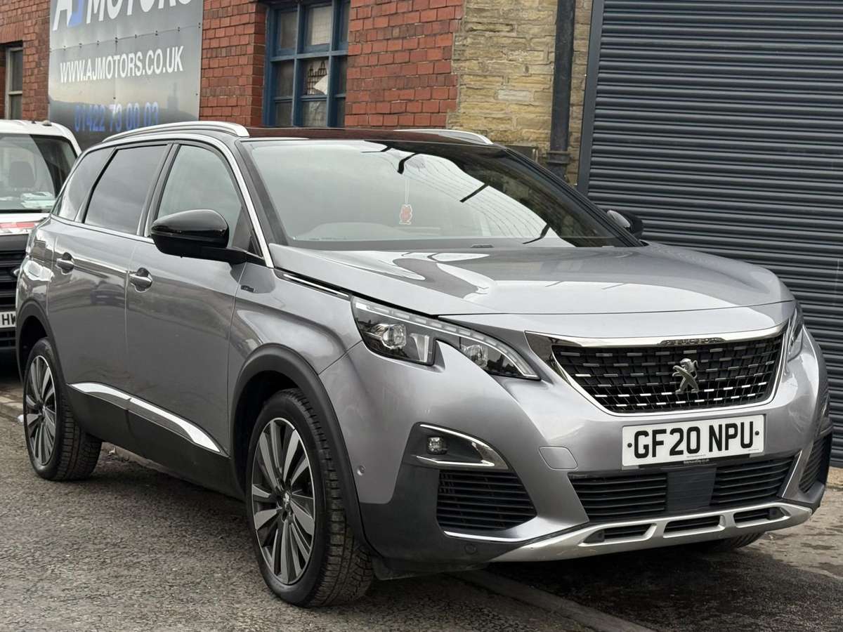 Check out this Peugeot 5008 2020 Petrol Manual