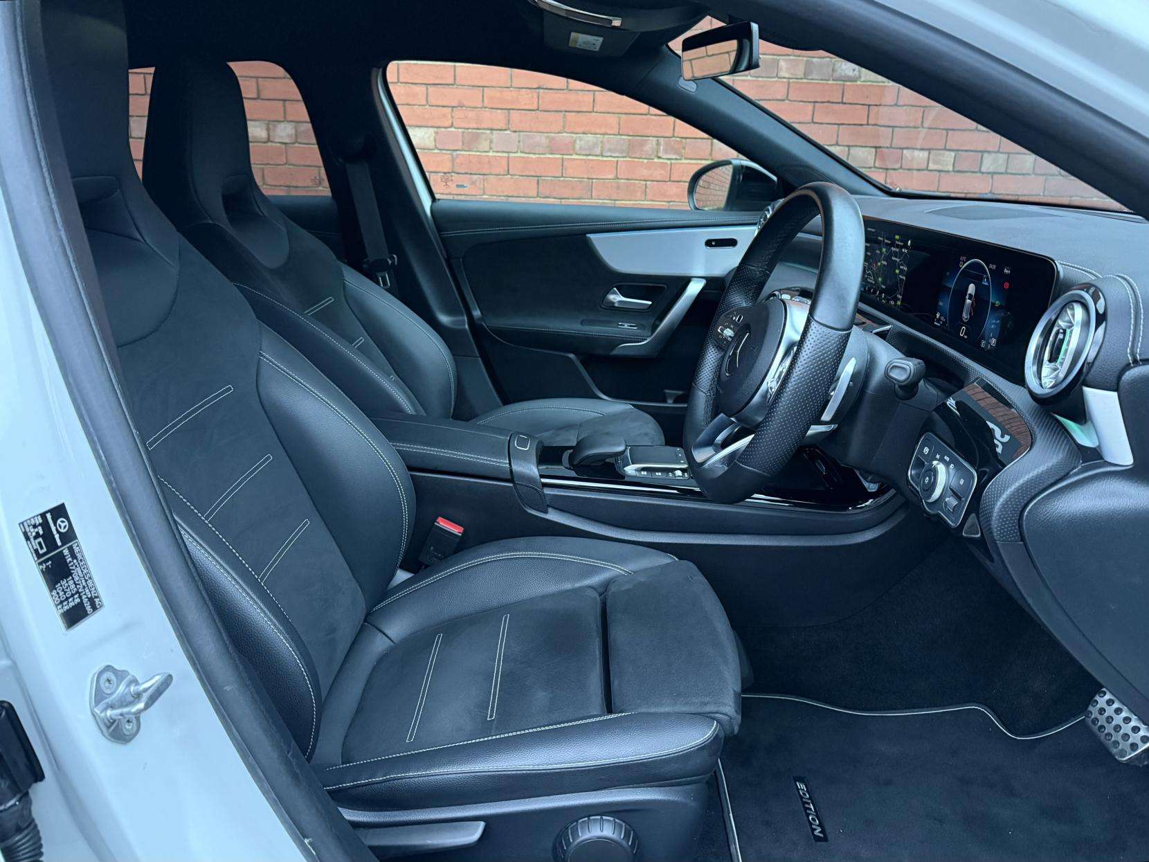 2022 MERCEDES-BENZ A CLASS 2022 MERCEDES-BENZ A CLASS