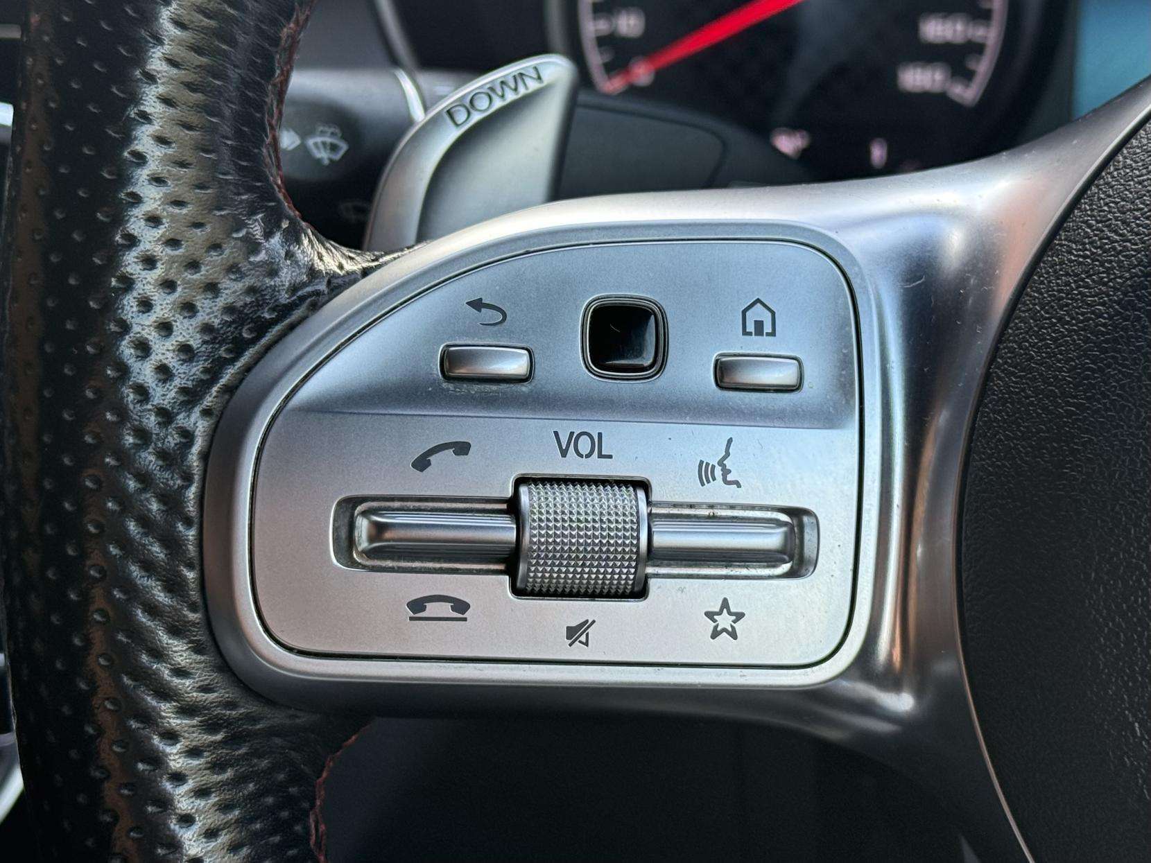 2019 MERCEDES-BENZ C CLASS 2019 MERCEDES-BENZ C CLASS