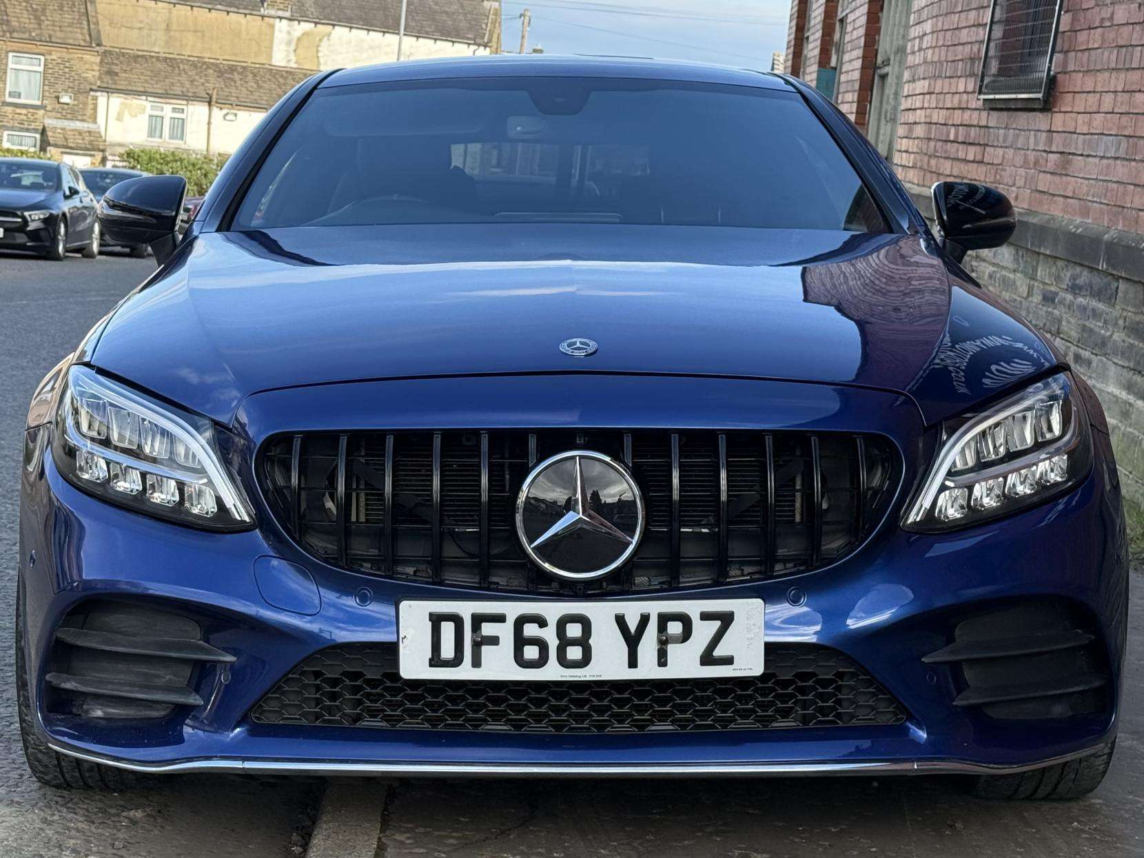 A 2019 MERCEDES-BENZ C CLASS 3.0 C43 V6 AMG Coupe 2dr Petrol G-Tronic+ 4MATIC Euro 6 (s/s) (390 ps) A 2019 MERCEDES-BENZ C CLASS 3.0 C43 V6 AMG Coupe 2dr Petrol G-Tronic+ 4MATIC Euro 6 (s/s) (390 ps)