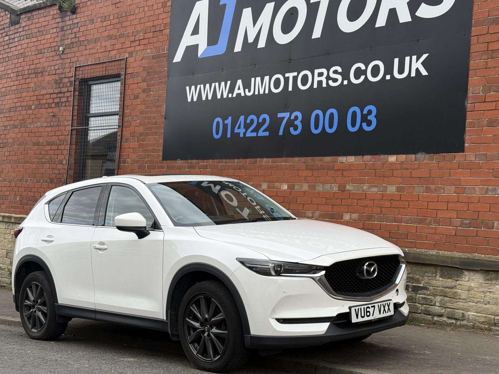 A 2017 MAZDA CX-5 2.2 SKYACTIV-D Sport Nav SUV 5dr Diesel Auto 4WD Euro 6 (s/s) (175 ps) A 2017 MAZDA CX-5 2.2 SKYACTIV-D Sport Nav SUV 5dr Diesel Auto 4WD Euro 6 (s/s) (175 ps)