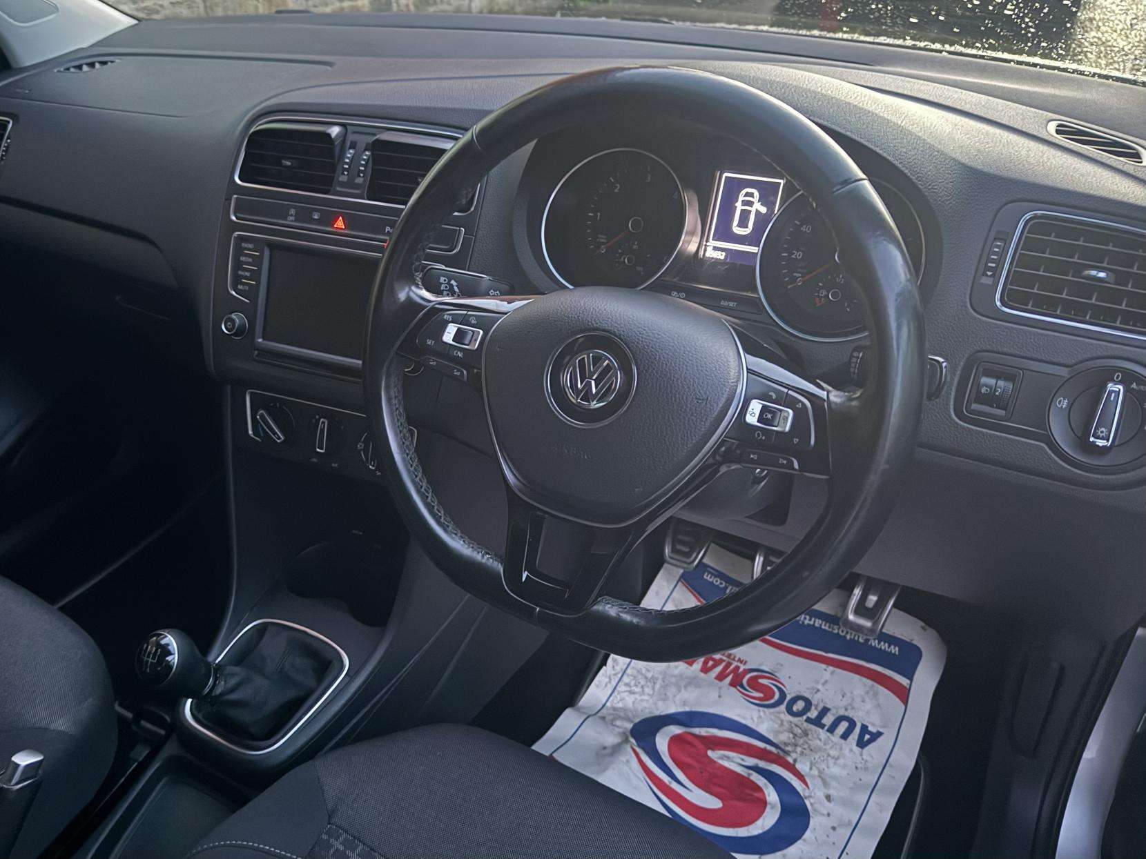 2015 VOLKSWAGEN POLO 2015 VOLKSWAGEN POLO