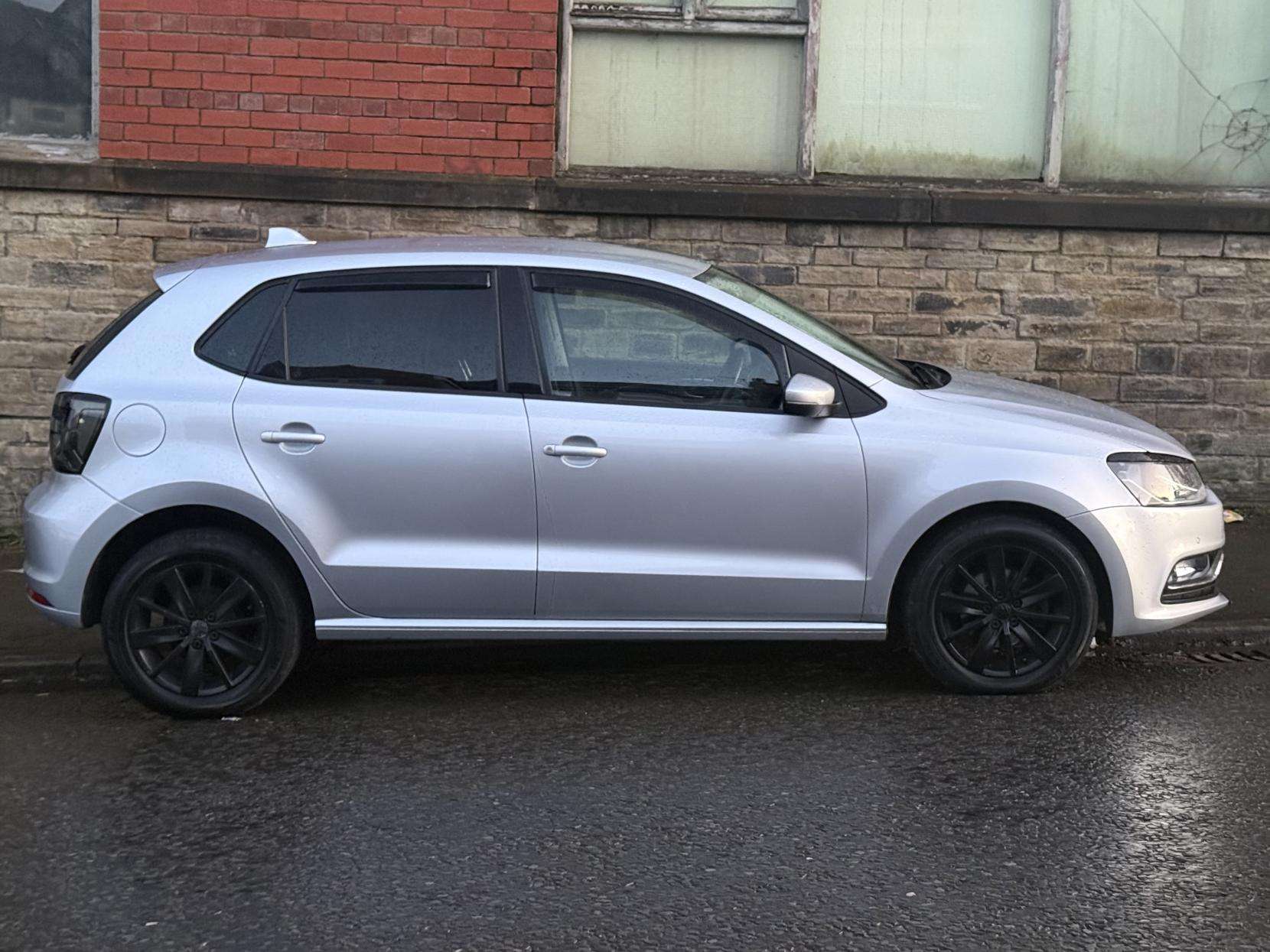 2015 VOLKSWAGEN POLO 2015 VOLKSWAGEN POLO