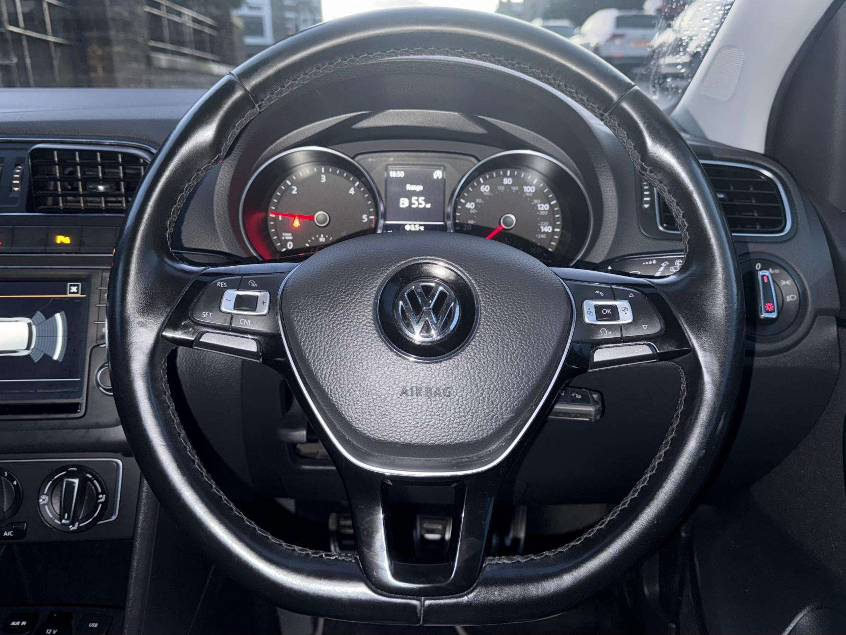 2015 VOLKSWAGEN POLO 2015 VOLKSWAGEN POLO
