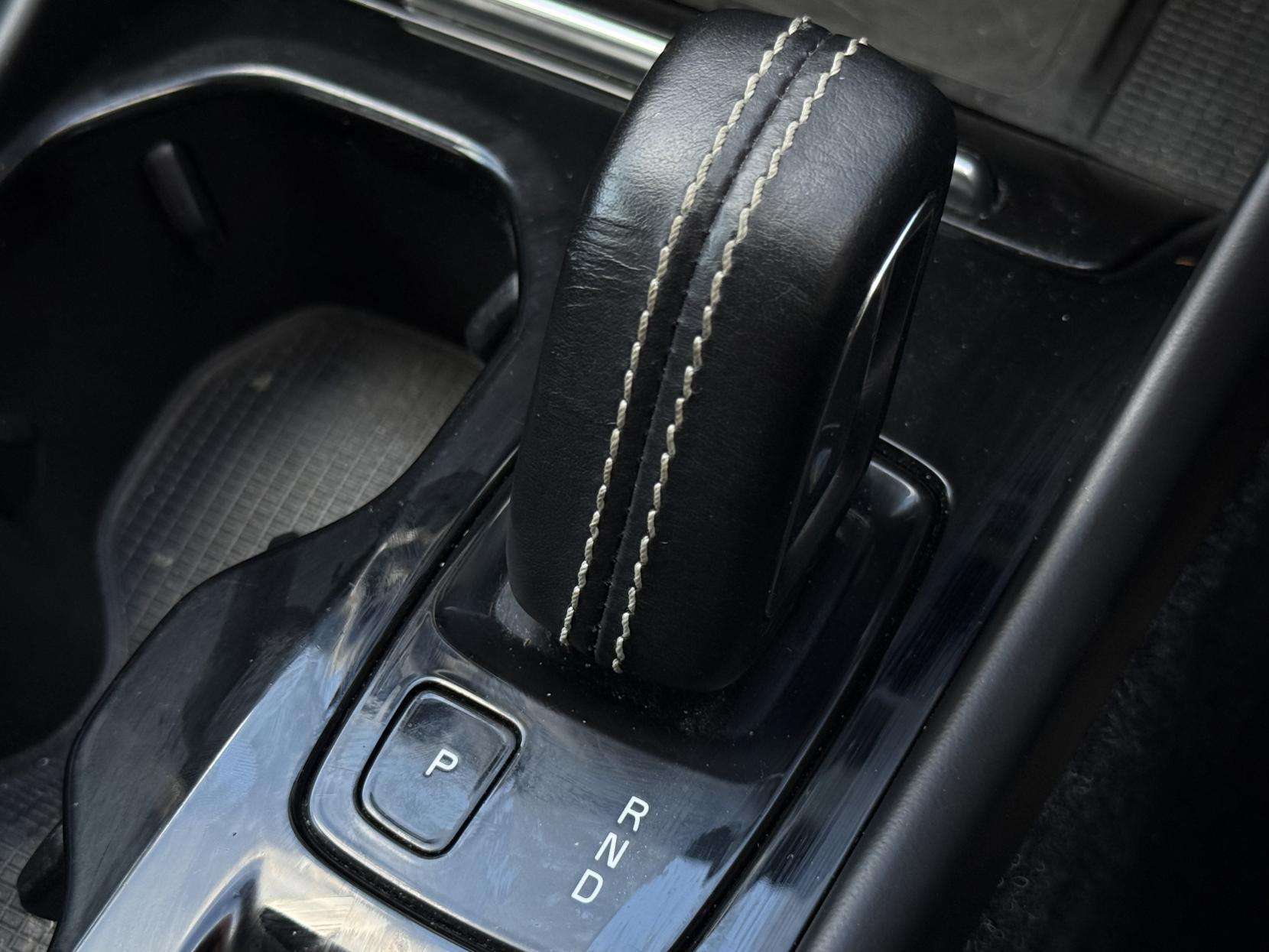 2019 VOLVO XC40 2019 VOLVO XC40