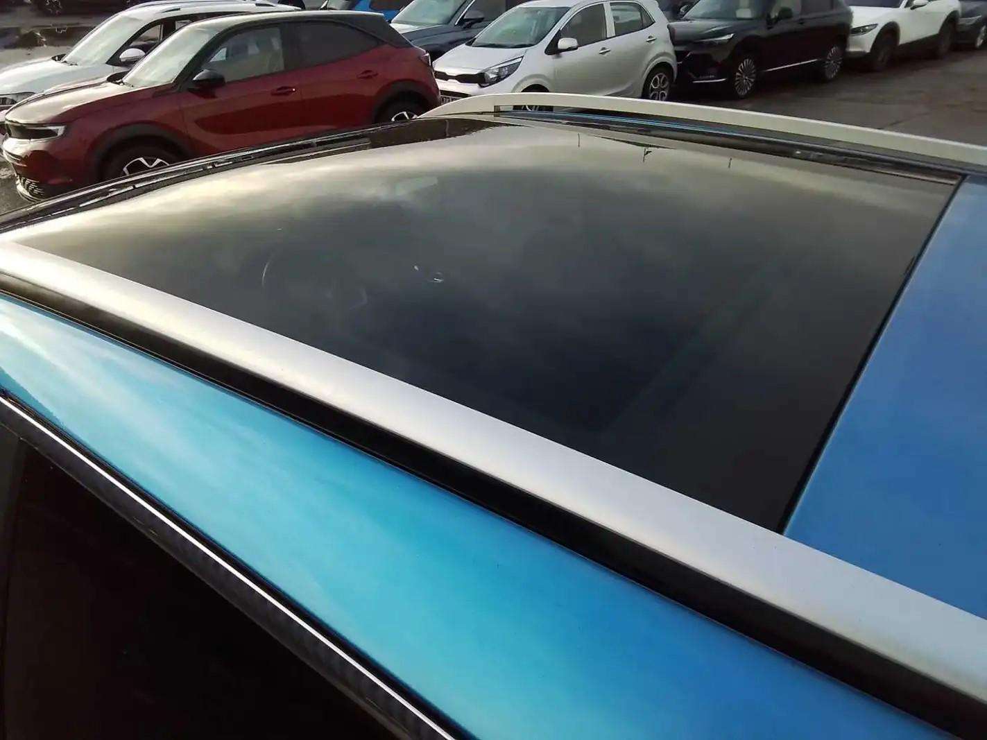 A 2019 NISSAN QASHQAI 1.3 DIG-T N-Connecta SUV 5dr Petrol Manual Euro 6 (s/s) (140 ps) A 2019 NISSAN QASHQAI 1.3 DIG-T N-Connecta SUV 5dr Petrol Manual Euro 6 (s/s) (140 ps)