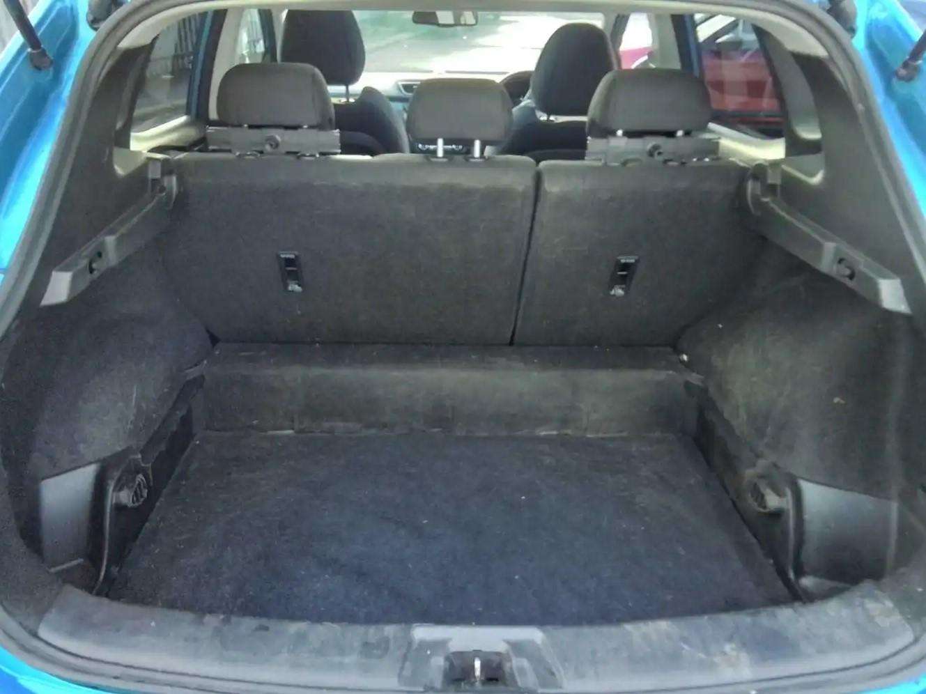 A 2019 NISSAN QASHQAI 1.3 DIG-T N-Connecta SUV 5dr Petrol Manual Euro 6 (s/s) (140 ps) A 2019 NISSAN QASHQAI 1.3 DIG-T N-Connecta SUV 5dr Petrol Manual Euro 6 (s/s) (140 ps)