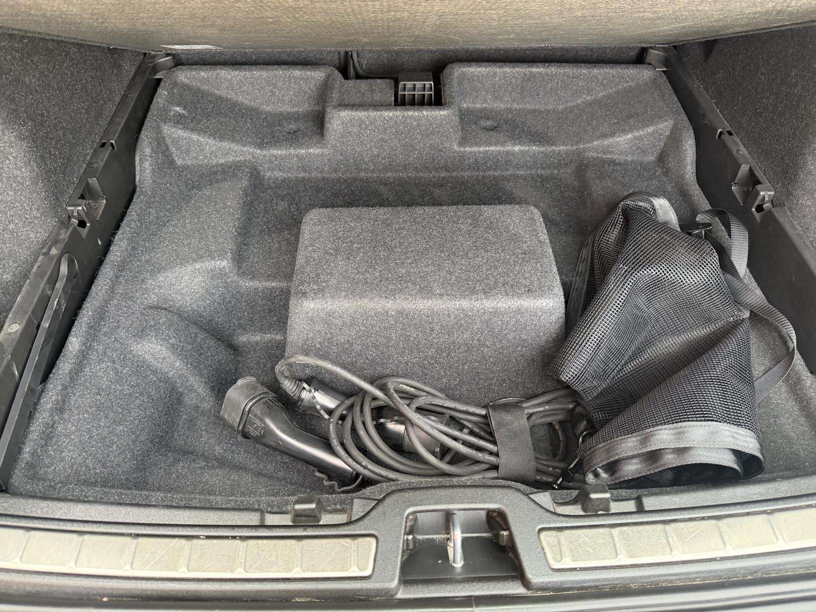 2021 VOLVO XC40 2021 VOLVO XC40