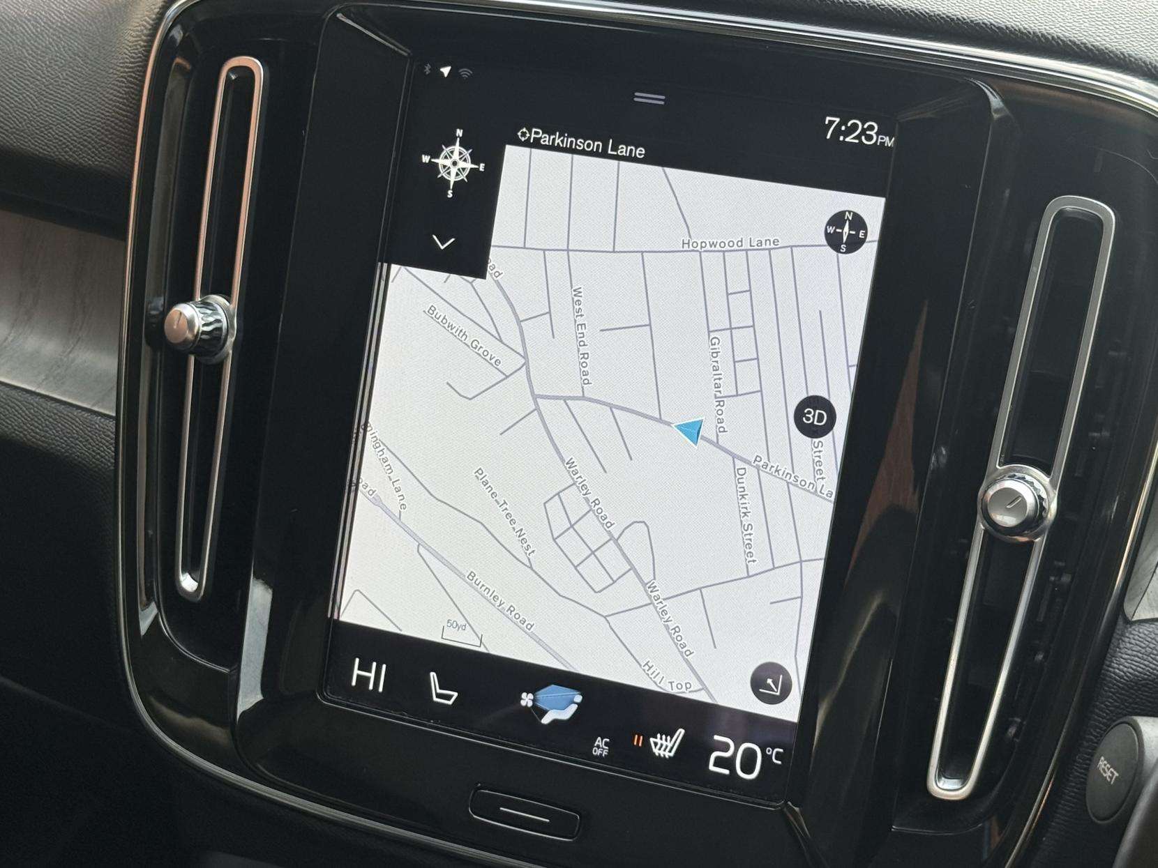 2021 VOLVO XC40 2021 VOLVO XC40
