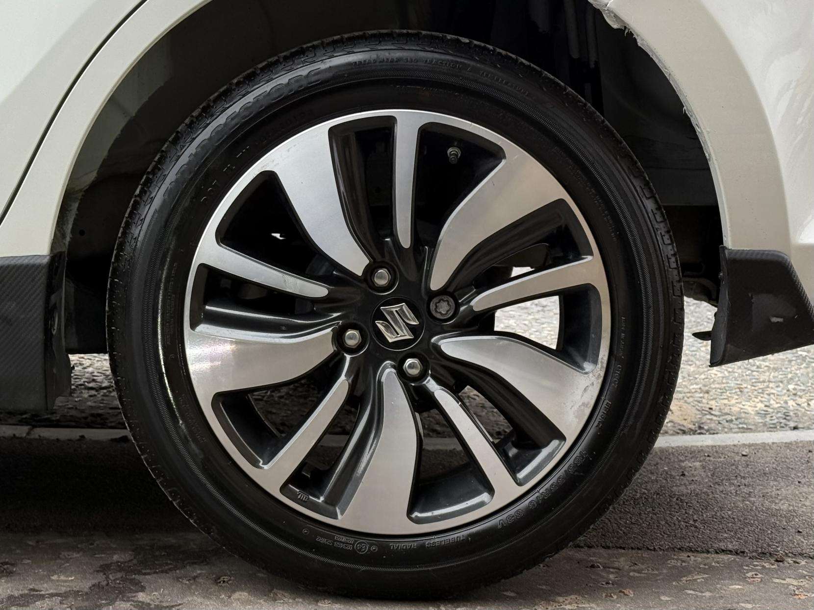 2019 SUZUKI SWIFT 2019 SUZUKI SWIFT