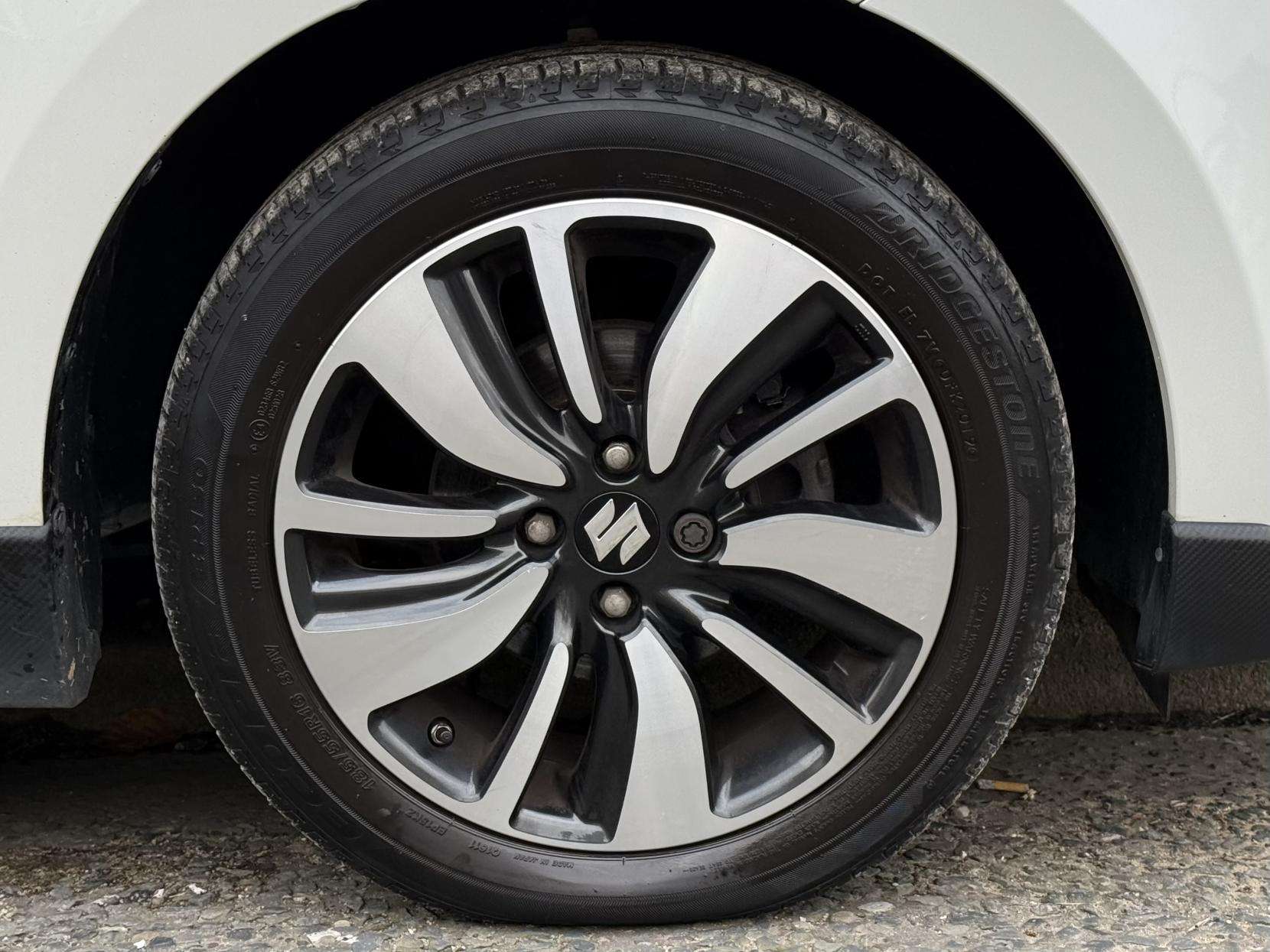 2019 SUZUKI SWIFT 2019 SUZUKI SWIFT