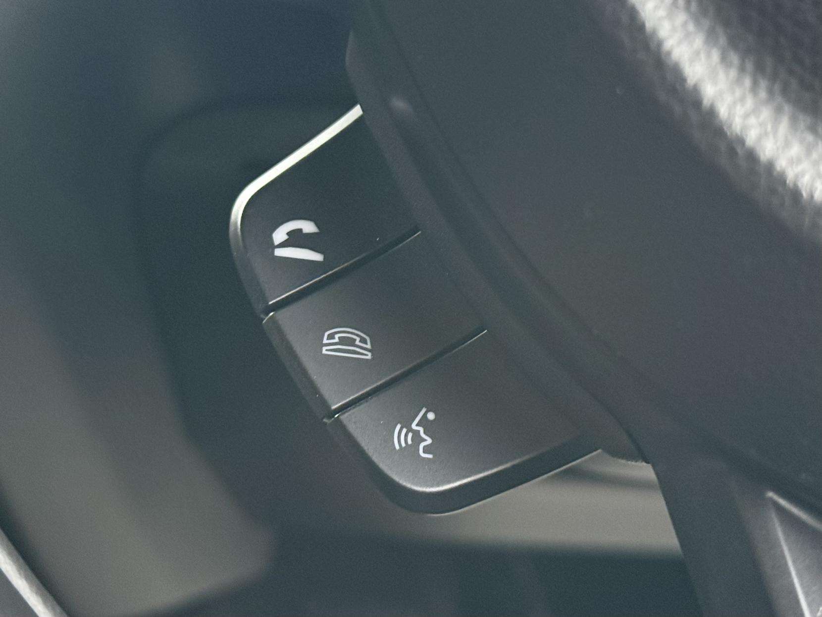 2019 SUZUKI SWIFT 2019 SUZUKI SWIFT