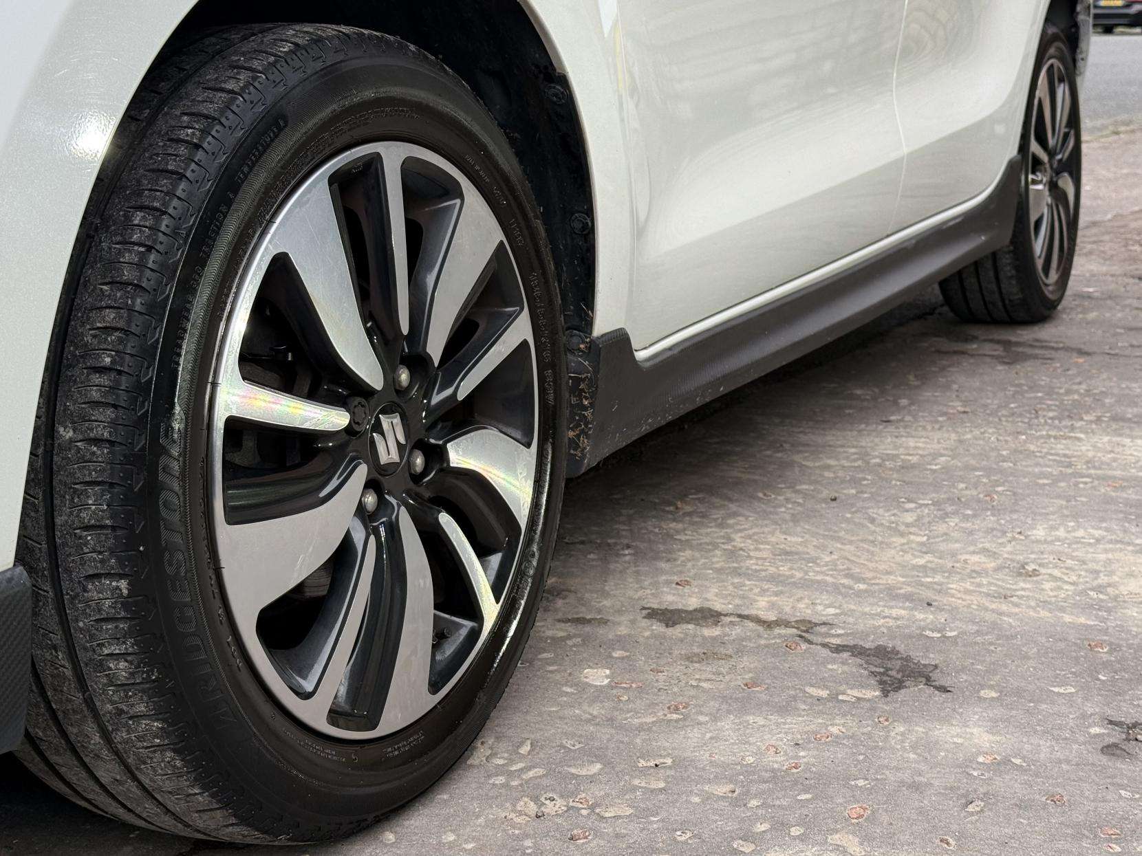 2019 SUZUKI SWIFT 2019 SUZUKI SWIFT