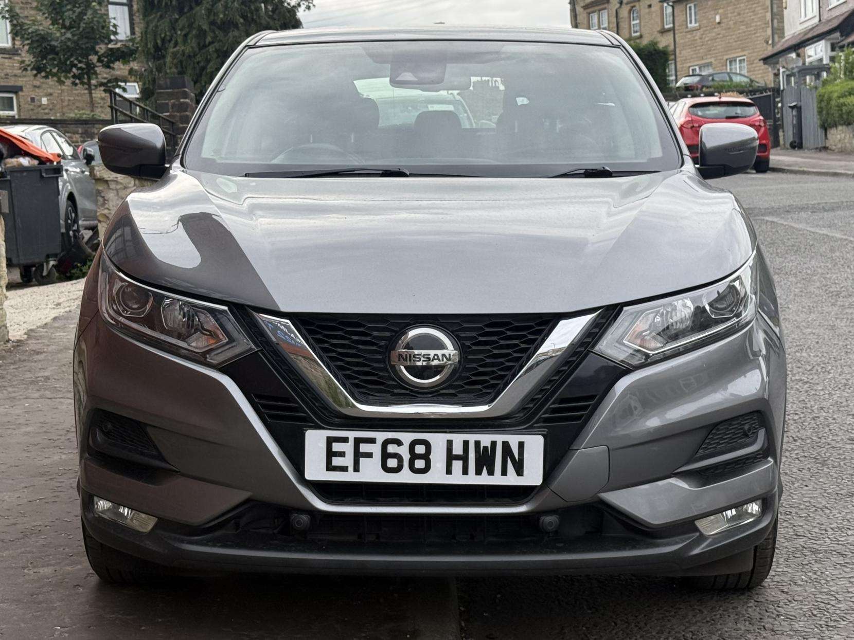 A 2018 NISSAN QASHQAI 1.5 dCi Acenta Premium SUV 5dr Diesel Manual Euro 6 (s/s) (115 ps) A 2018 NISSAN QASHQAI 1.5 dCi Acenta Premium SUV 5dr Diesel Manual Euro 6 (s/s) (115 ps)