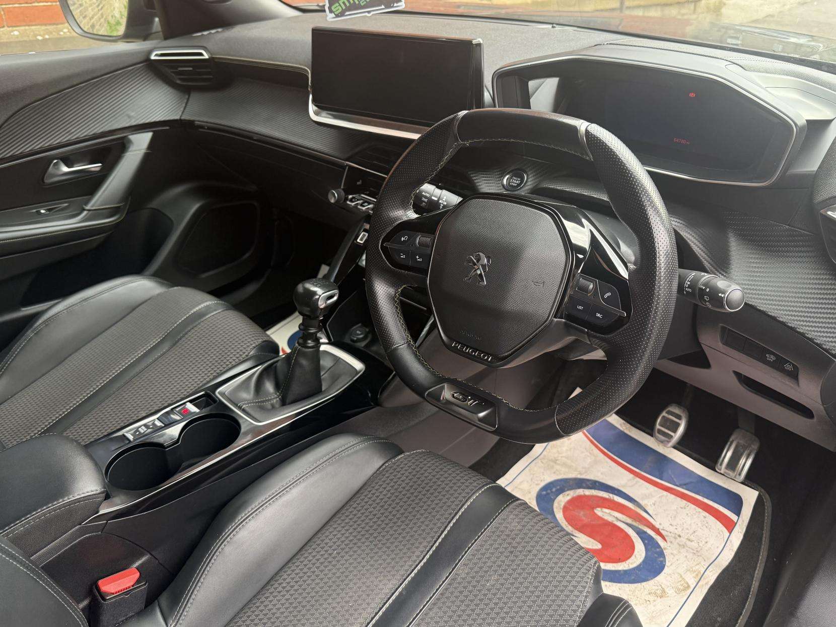 2021 PEUGEOT 2008 2021 PEUGEOT 2008