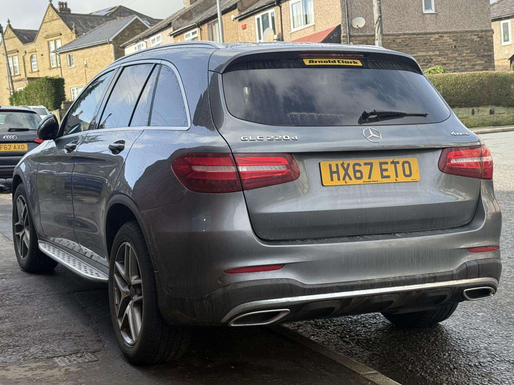 A 2017 MERCEDES-BENZ GLC 2.1 GLC220d AMG Line SUV 5dr Diesel G-Tronic 4MATIC Euro 6 (s/s) (170 ps) A 2017 MERCEDES-BENZ GLC 2.1 GLC220d AMG Line SUV 5dr Diesel G-Tronic 4MATIC Euro 6 (s/s) (170 ps)