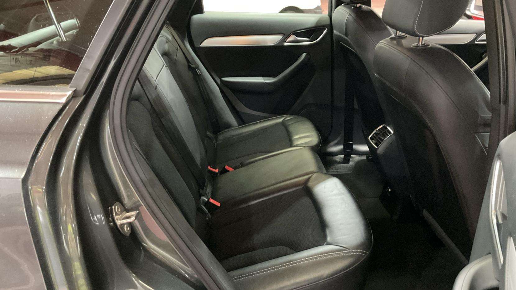 2018 AUDI Q3 2018 AUDI Q3