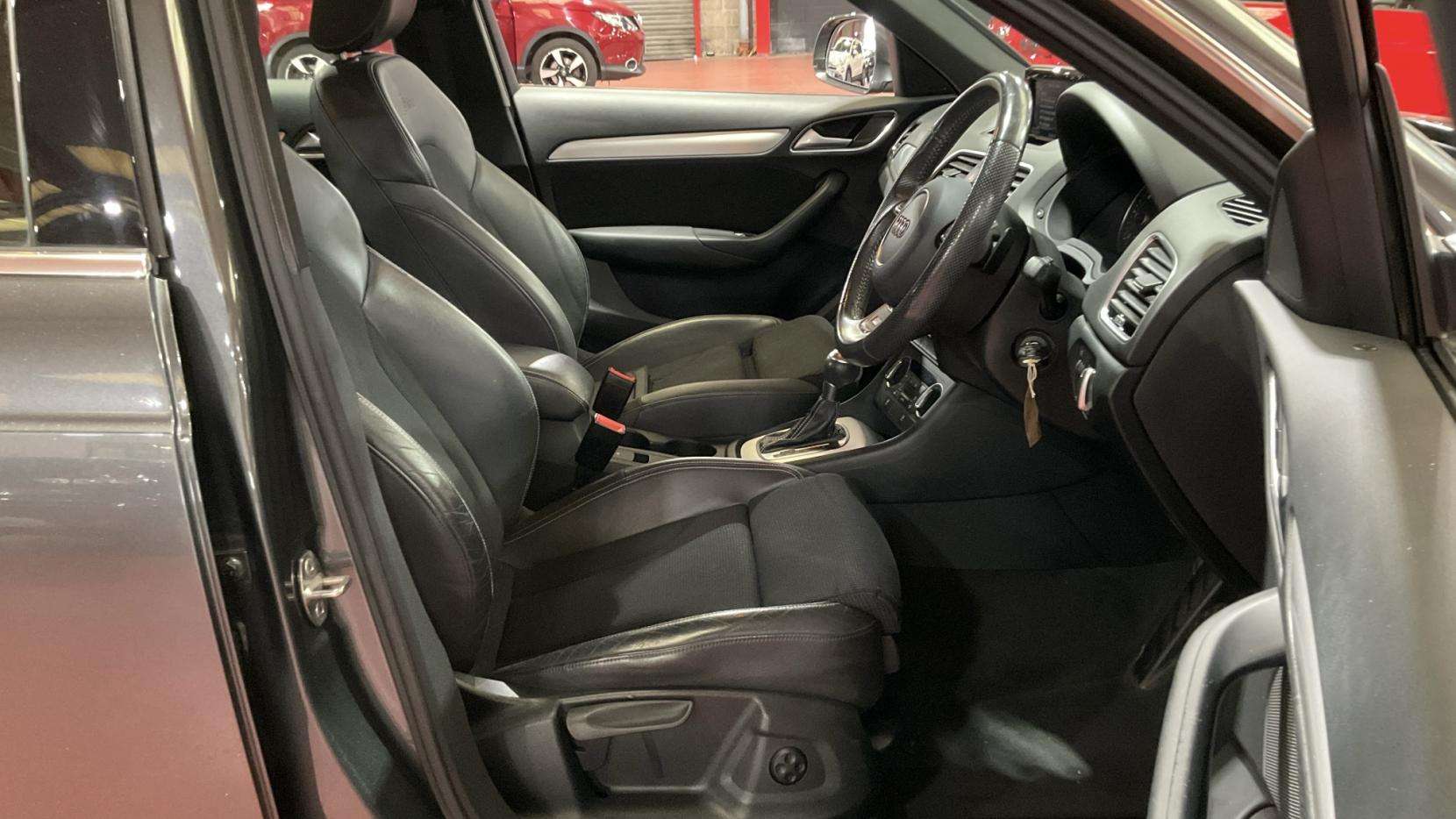 2018 AUDI Q3 2018 AUDI Q3