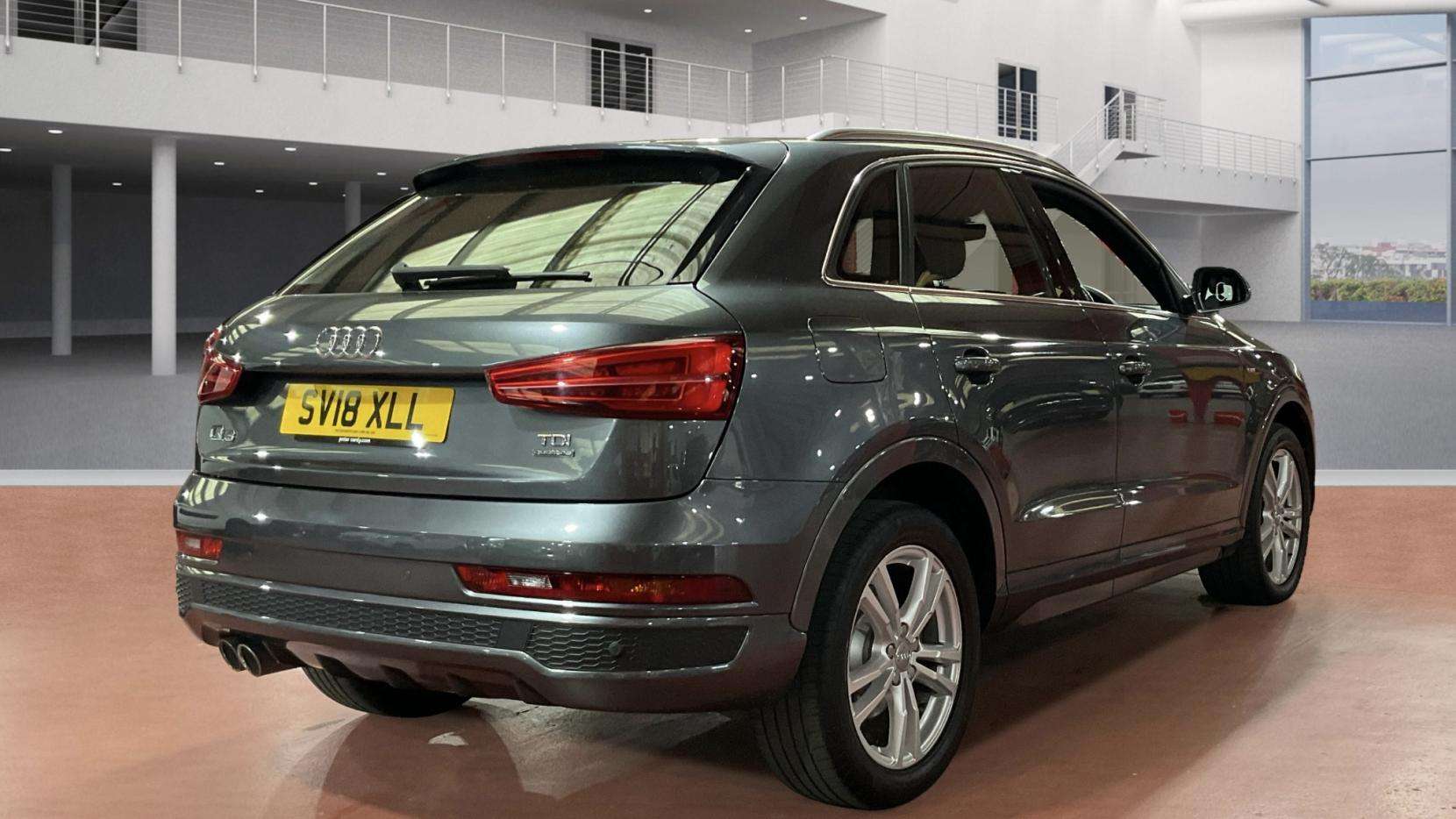 2018 AUDI Q3 2018 AUDI Q3