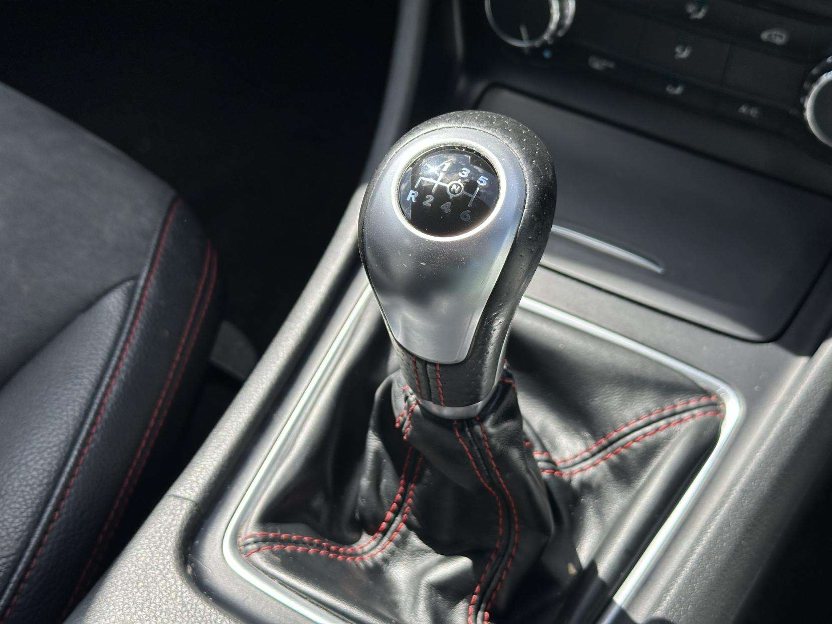 2015 MERCEDES-BENZ A CLASS 2015 MERCEDES-BENZ A CLASS