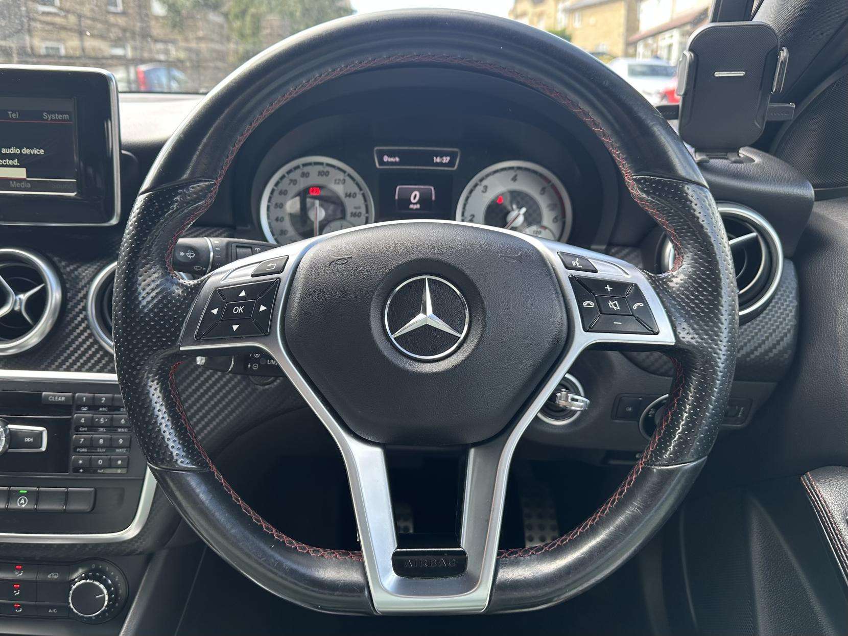 2015 MERCEDES-BENZ A CLASS 2015 MERCEDES-BENZ A CLASS