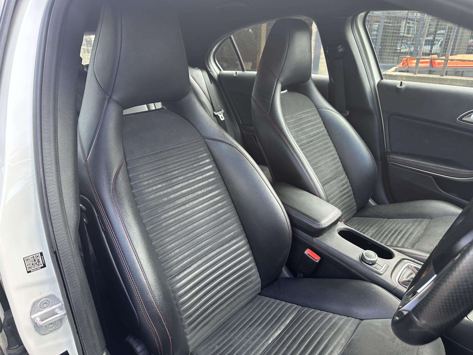 2015 MERCEDES-BENZ A CLASS 2015 MERCEDES-BENZ A CLASS