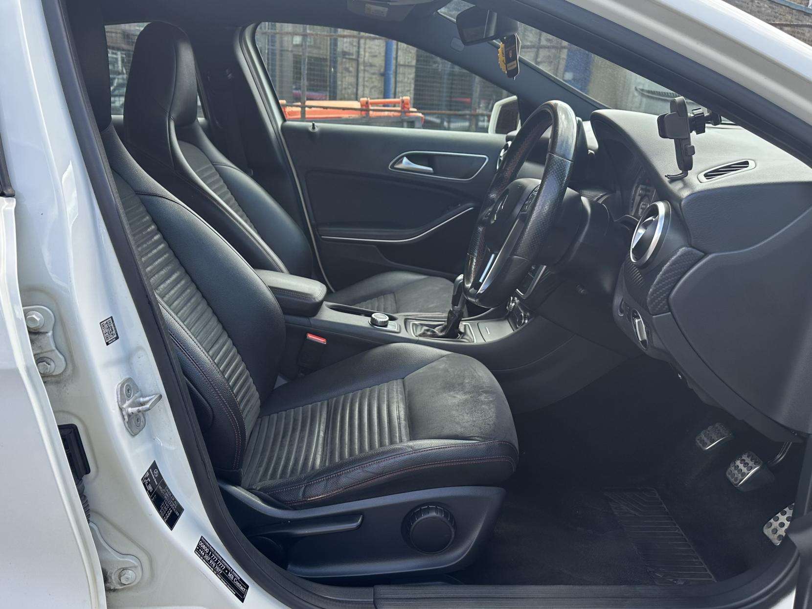 2015 MERCEDES-BENZ A CLASS 2015 MERCEDES-BENZ A CLASS