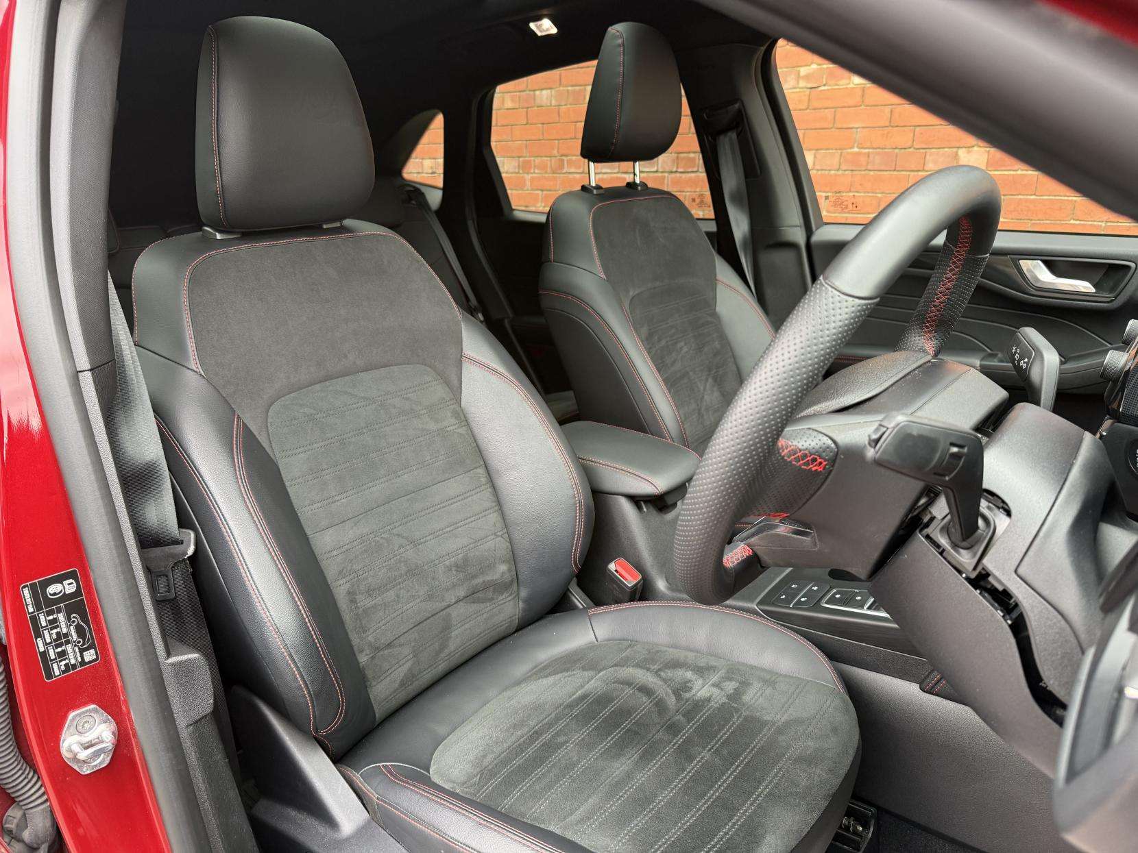 2022 FORD KUGA 2022 FORD KUGA