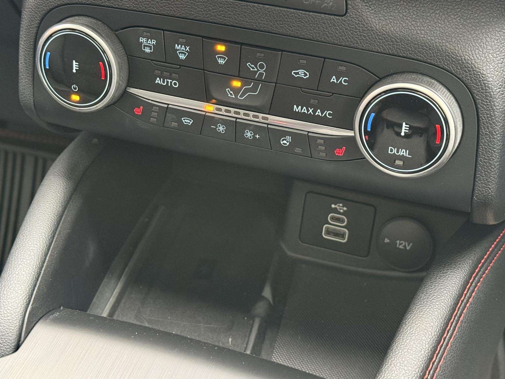 2022 FORD KUGA 2022 FORD KUGA