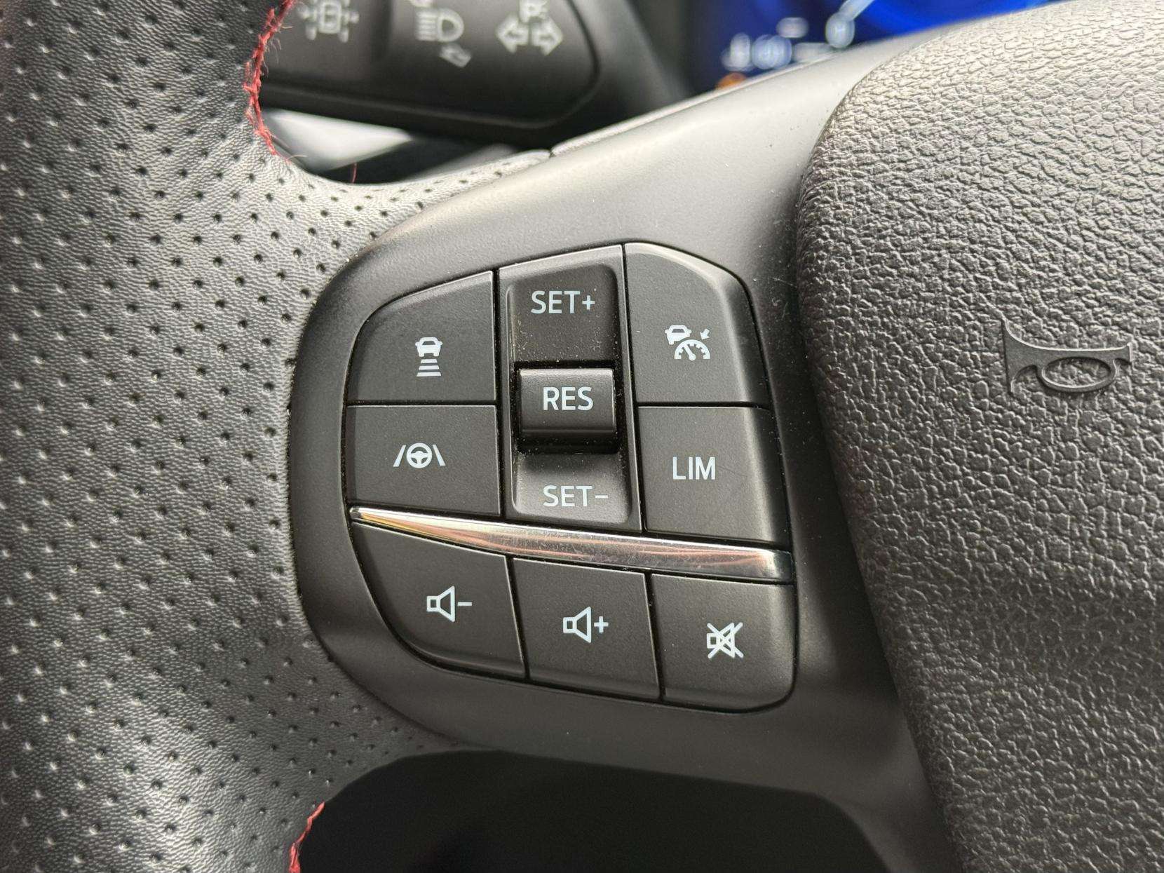 2022 FORD KUGA 2022 FORD KUGA