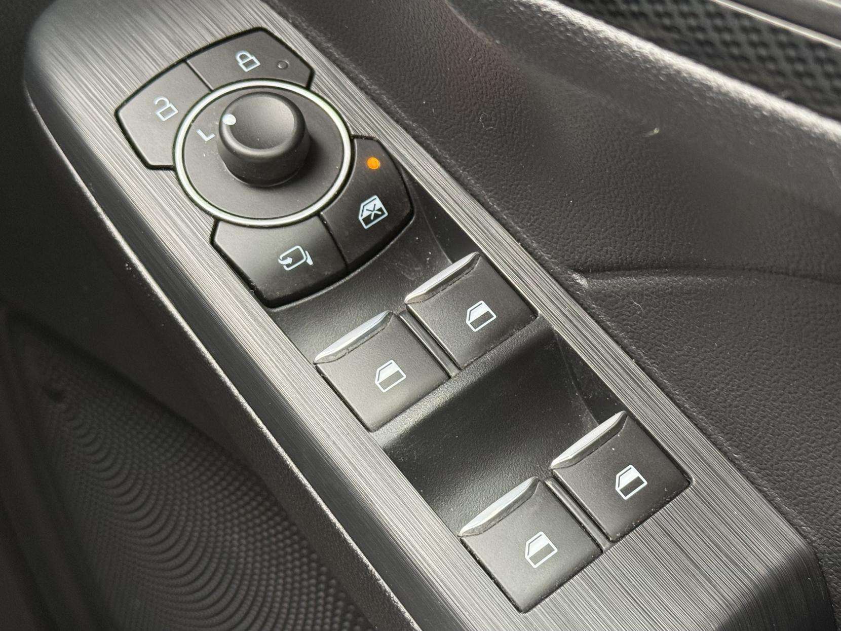 2022 FORD KUGA 2022 FORD KUGA