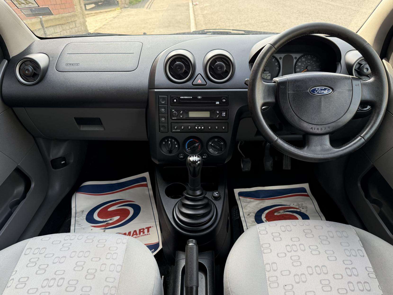 2004 FORD FIESTA 2004 FORD FIESTA