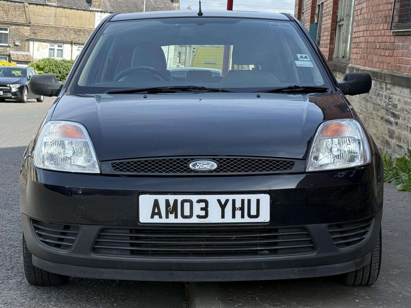 A 2004 FORD FIESTA 1.4 LX Hatchback 5dr Petrol Manual (a/c) (153 g/km, 79 bhp) A 2004 FORD FIESTA 1.4 LX Hatchback 5dr Petrol Manual (a/c) (153 g/km, 79 bhp)