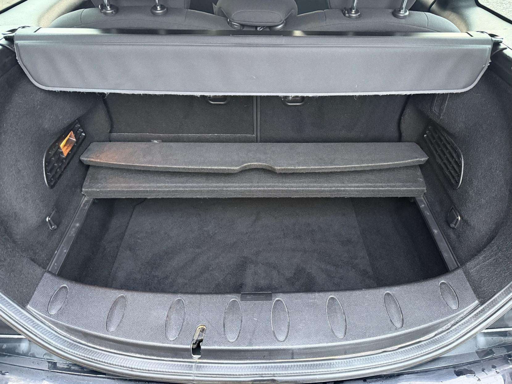 2013 MINI CLUBMAN 2013 MINI CLUBMAN