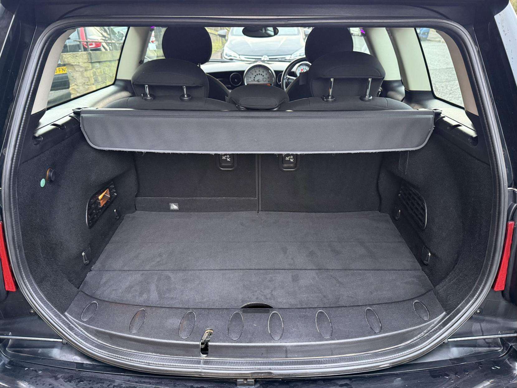 2013 MINI CLUBMAN 2013 MINI CLUBMAN