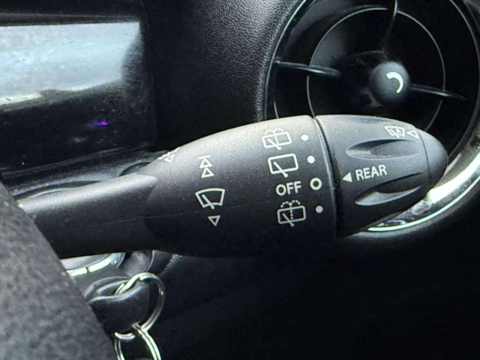 2013 MINI CLUBMAN 2013 MINI CLUBMAN