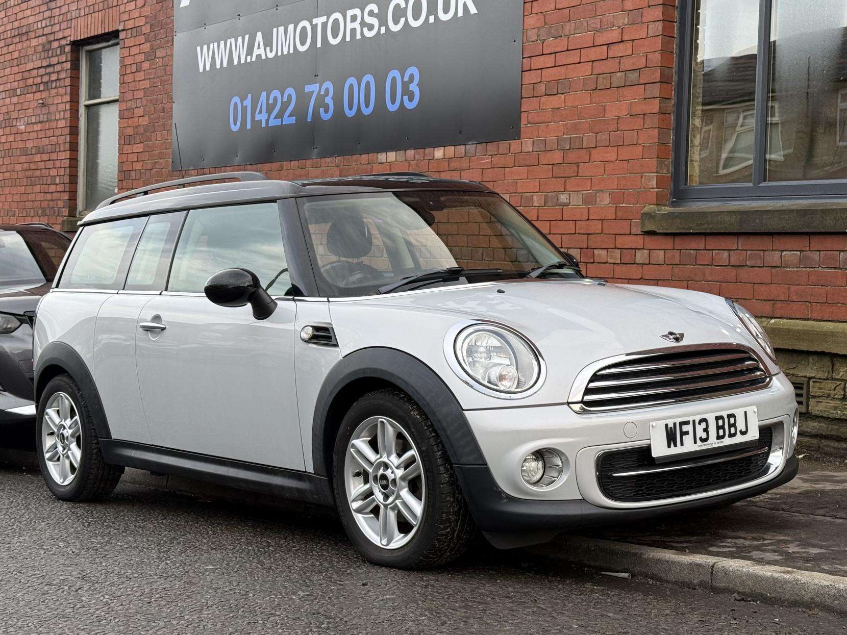 A 2013 MINI CLUBMAN 1.6 Cooper D Estate 5dr Diesel Manual Euro 5 (s/s) (112 ps) A 2013 MINI CLUBMAN 1.6 Cooper D Estate 5dr Diesel Manual Euro 5 (s/s) (112 ps)
