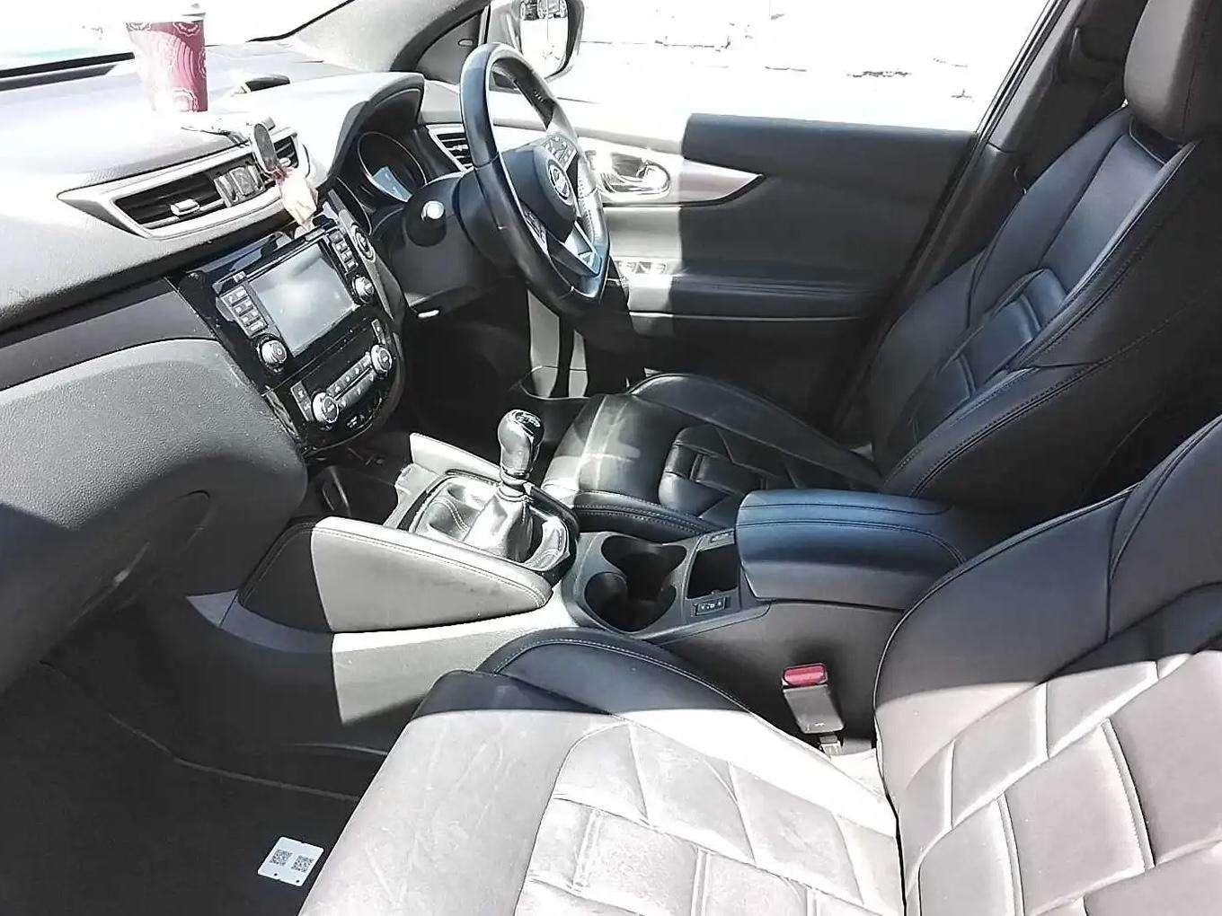 A 2018 NISSAN QASHQAI 1.2 DIG-T Tekna+ SUV 5dr Petrol Manual Euro 6 (s/s) (115 ps) A 2018 NISSAN QASHQAI 1.2 DIG-T Tekna+ SUV 5dr Petrol Manual Euro 6 (s/s) (115 ps)