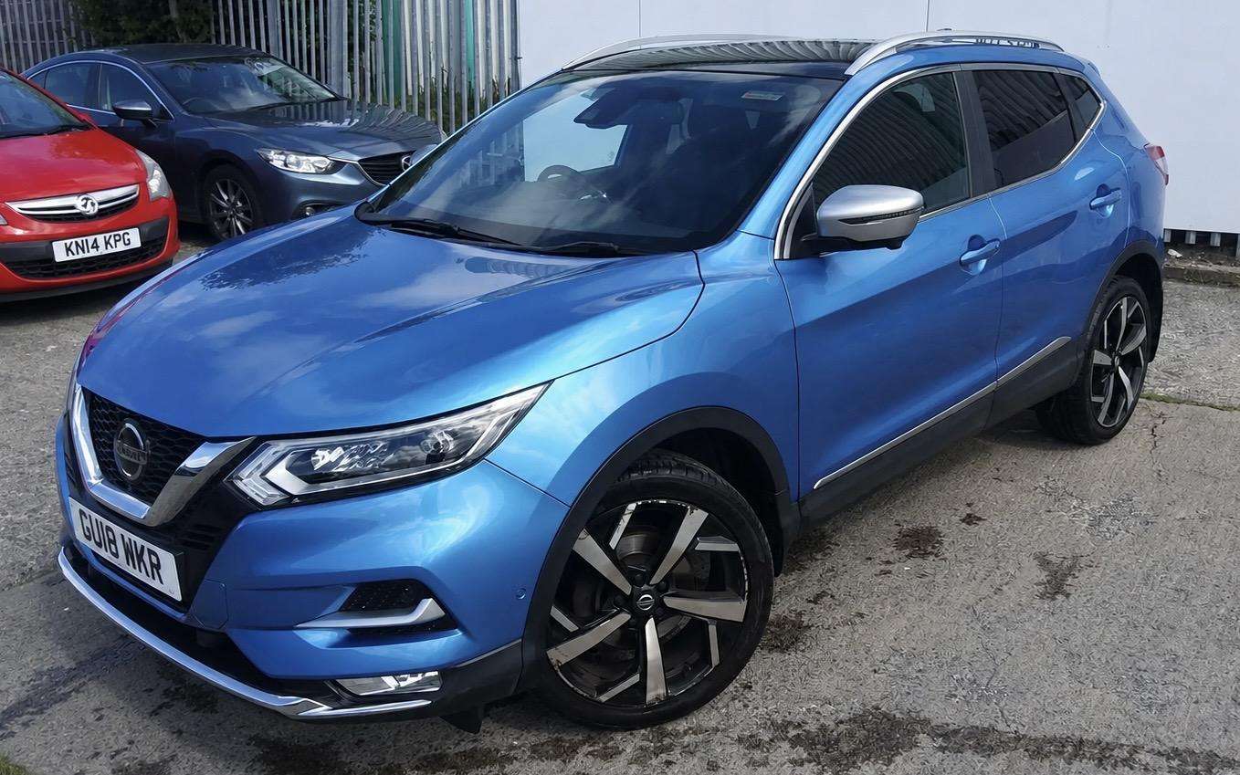 A 2018 NISSAN QASHQAI 1.2 DIG-T Tekna+ SUV 5dr Petrol Manual Euro 6 (s/s) (115 ps) A 2018 NISSAN QASHQAI 1.2 DIG-T Tekna+ SUV 5dr Petrol Manual Euro 6 (s/s) (115 ps)