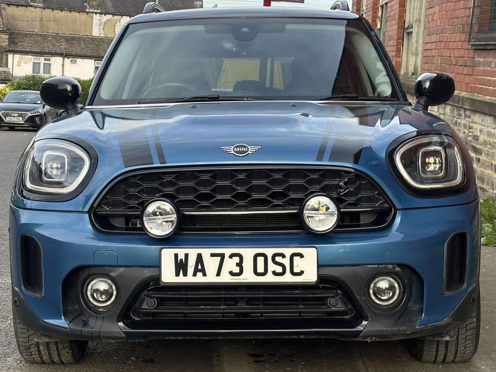 A 2023 MINI COUNTRYMAN 1.5 Cooper Classic SUV 5dr Petrol Steptronic Euro 6 (s/s) (136 ps) A 2023 MINI COUNTRYMAN 1.5 Cooper Classic SUV 5dr Petrol Steptronic Euro 6 (s/s) (136 ps)
