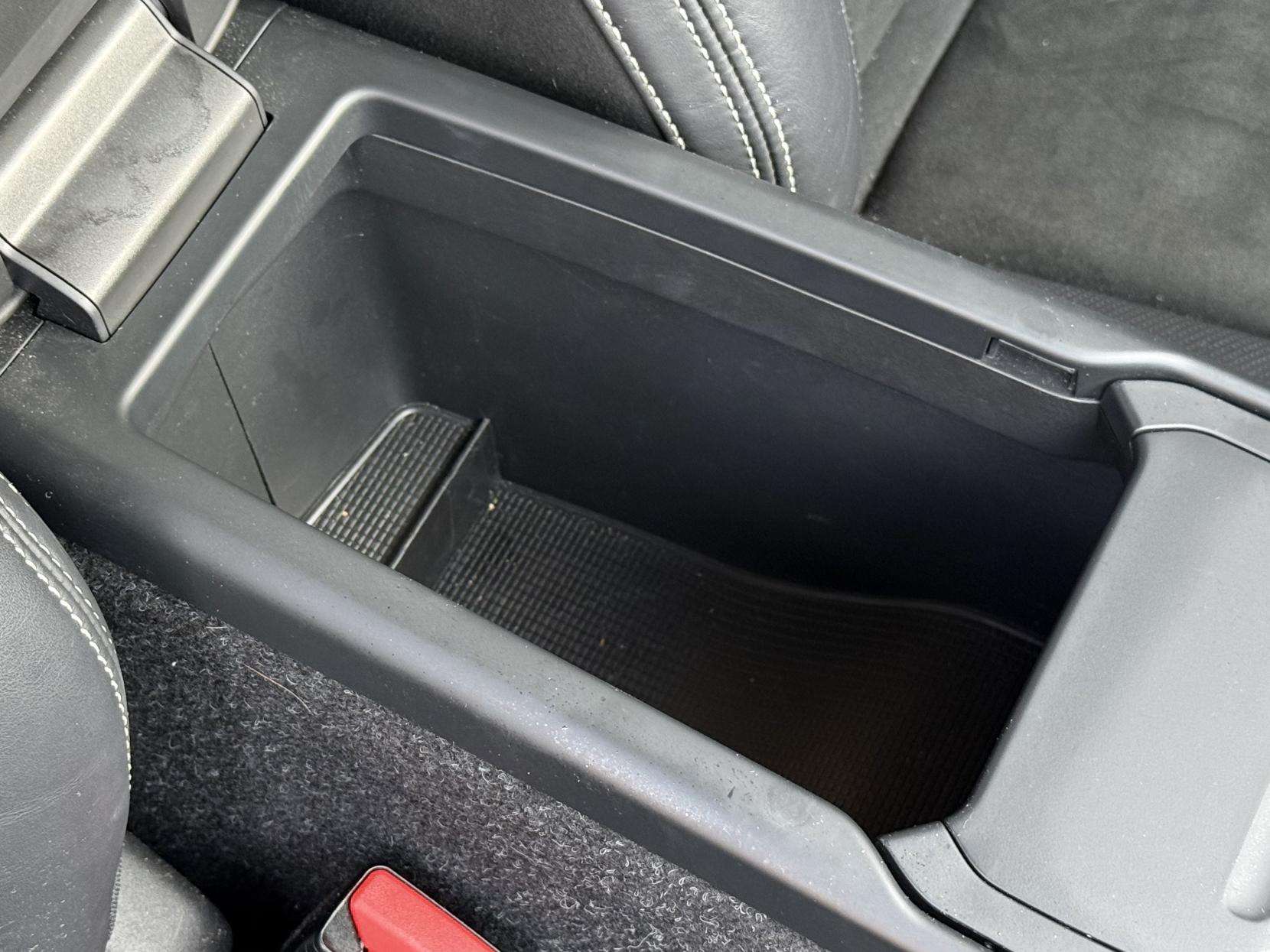 2020 VOLVO XC40 2020 VOLVO XC40