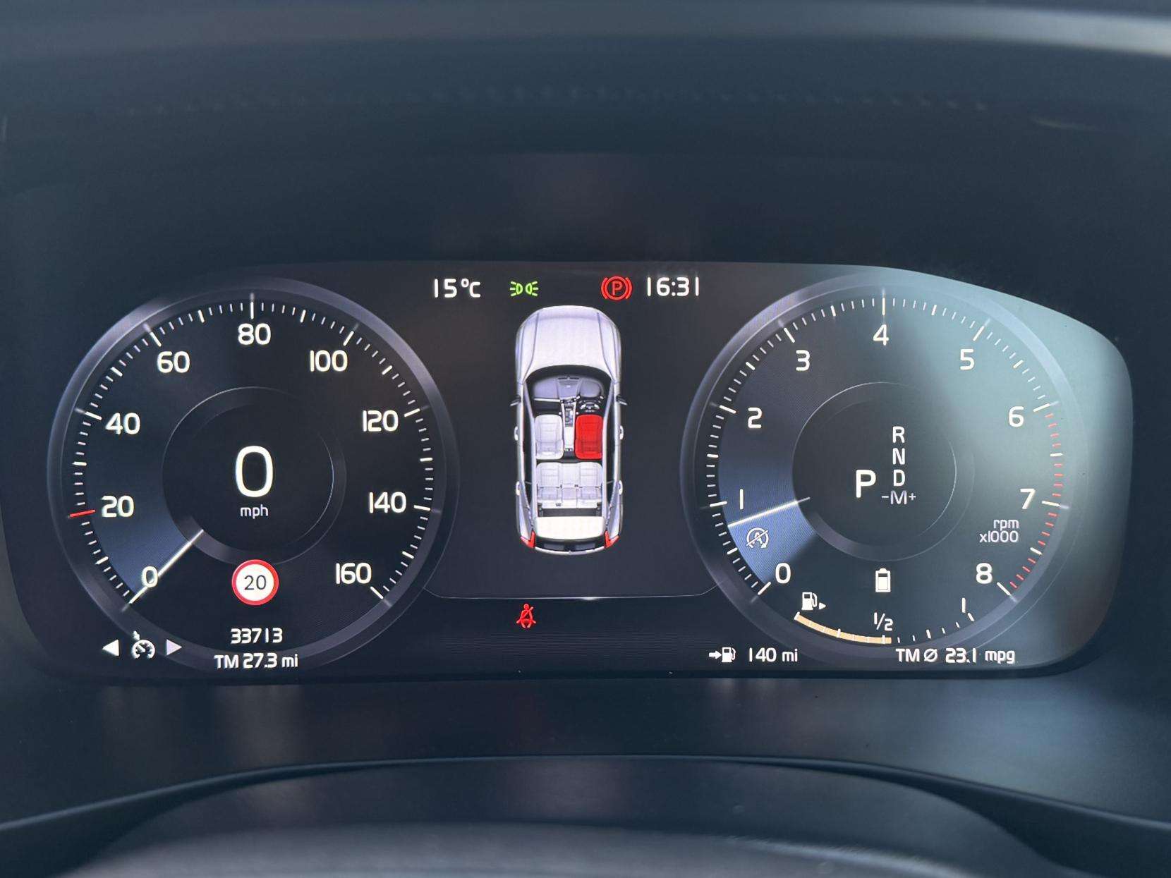 2020 VOLVO XC40 2020 VOLVO XC40