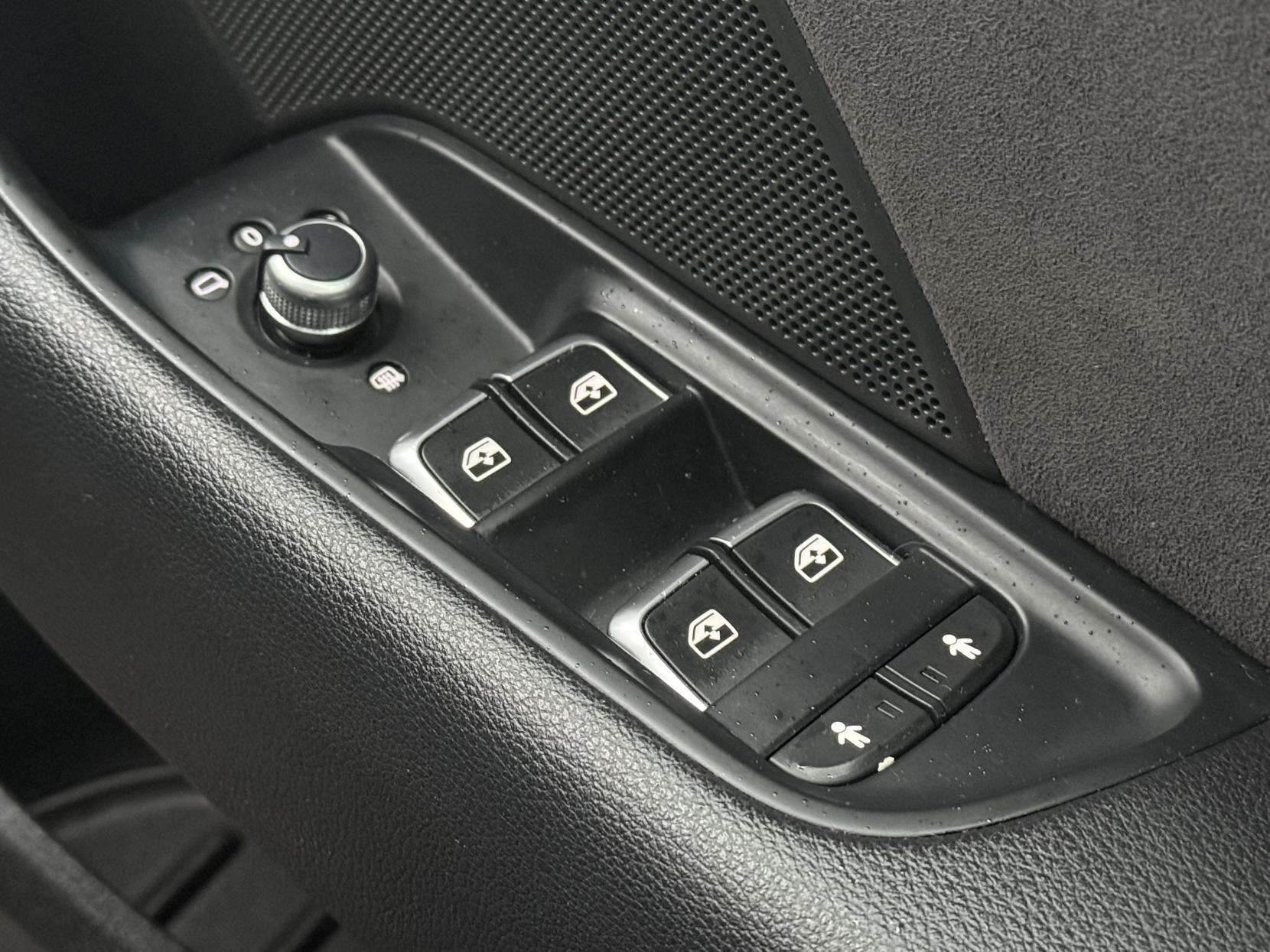 2019 AUDI RS3 2019 AUDI RS3