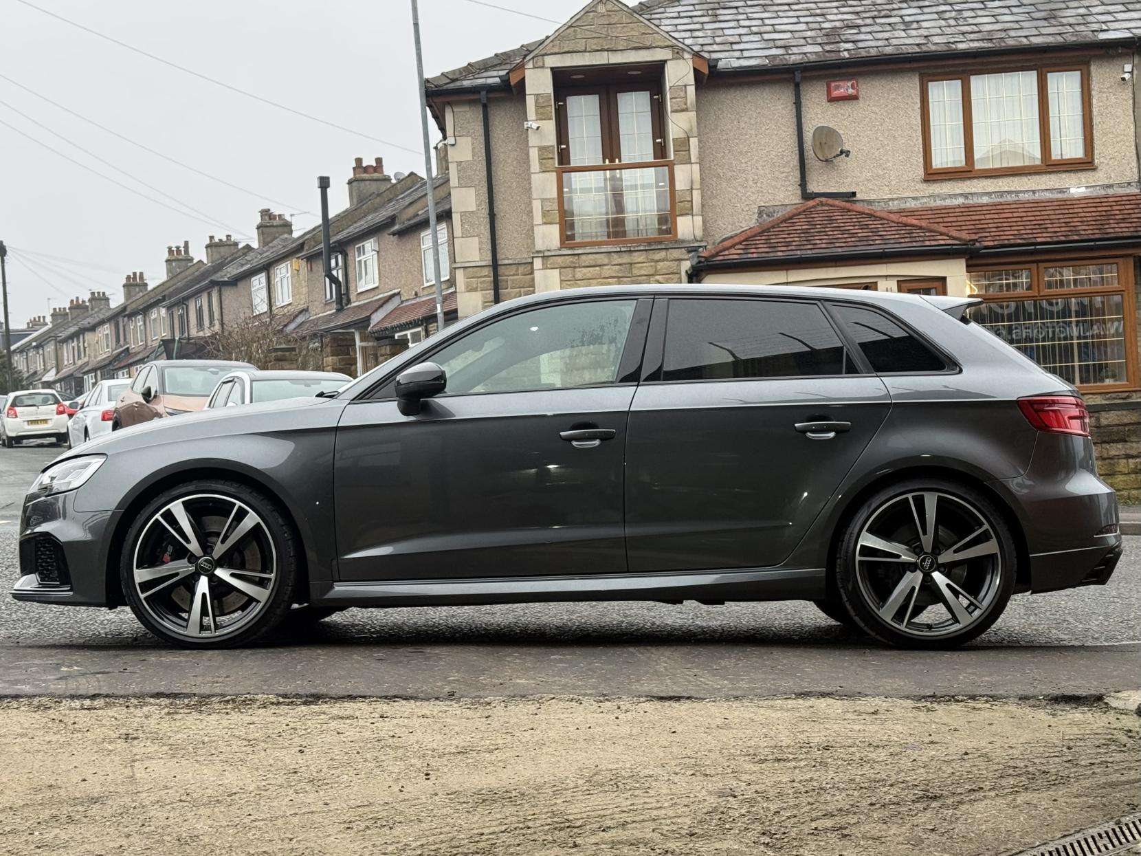 2019 AUDI RS3 2019 AUDI RS3