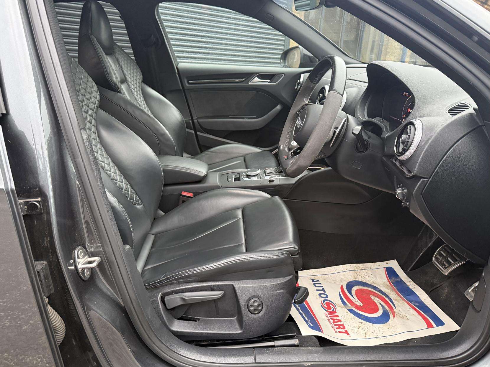 2019 AUDI RS3 2019 AUDI RS3