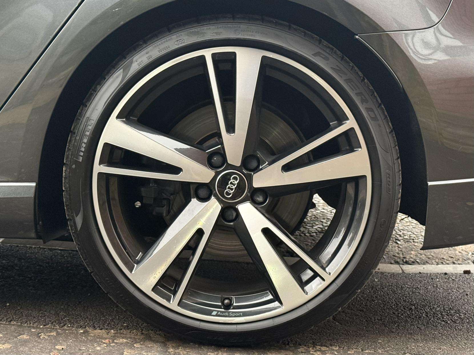 2019 AUDI RS3 2019 AUDI RS3